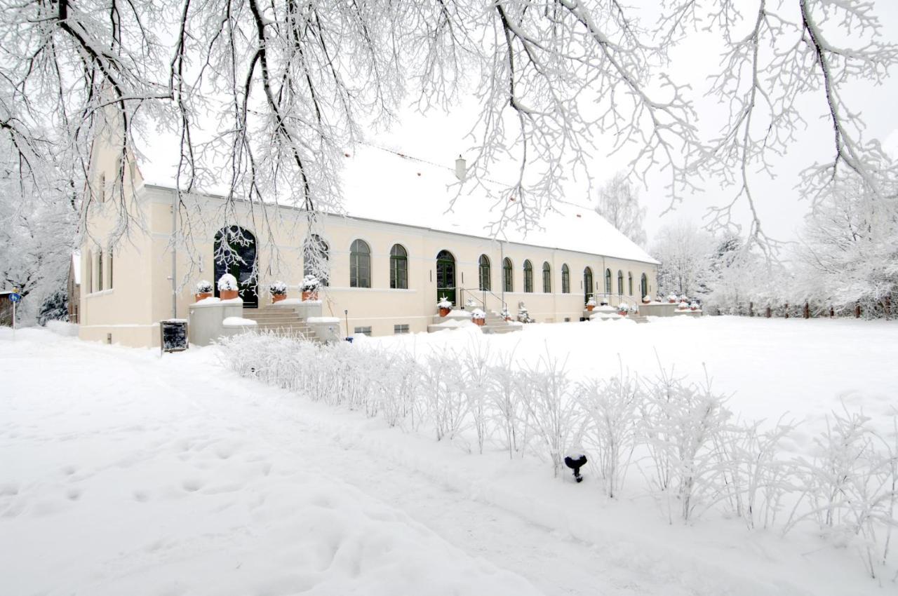 Kavaliershaus Schloss Bluecher Am Finckenersee Bagian luar foto