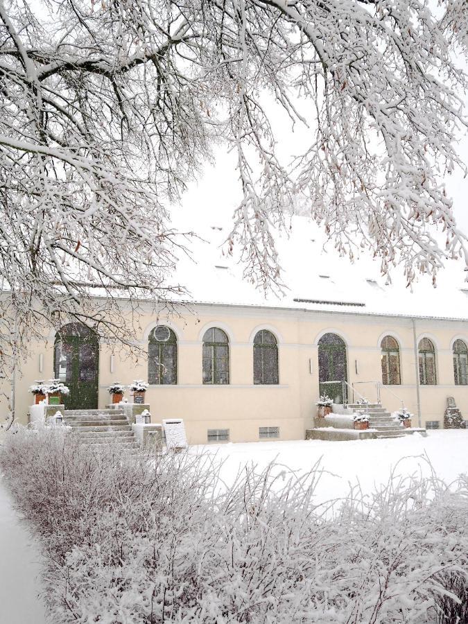 Kavaliershaus Schloss Bluecher Am Finckenersee Bagian luar foto
