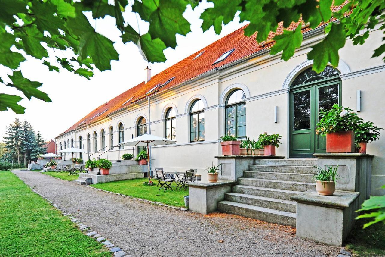 Kavaliershaus Schloss Bluecher Am Finckenersee Bagian luar foto